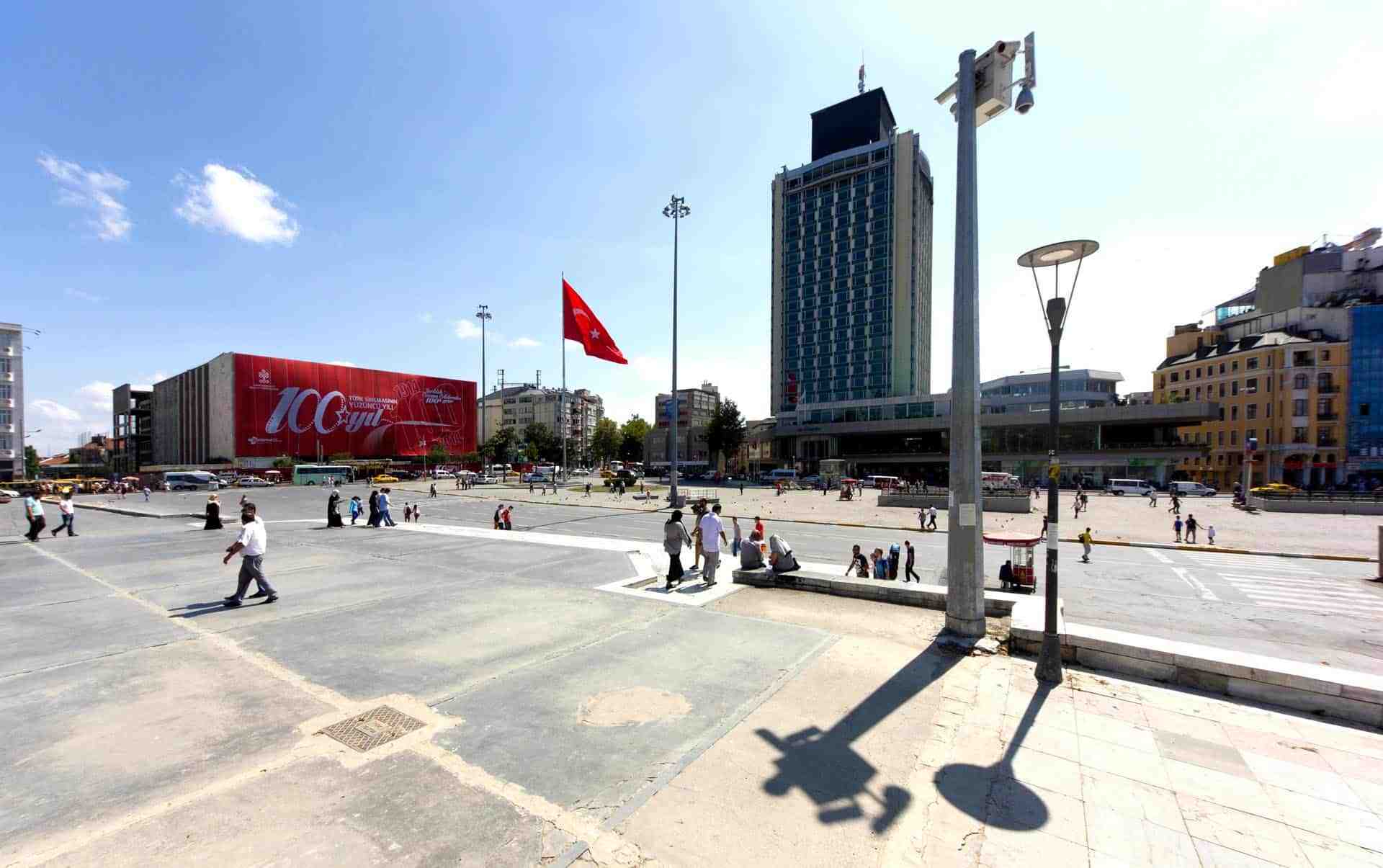 istanbul taksim ataturk kultur merkezi bina giydirme8 - İstanbul Taksim AKM Binası Giydirme